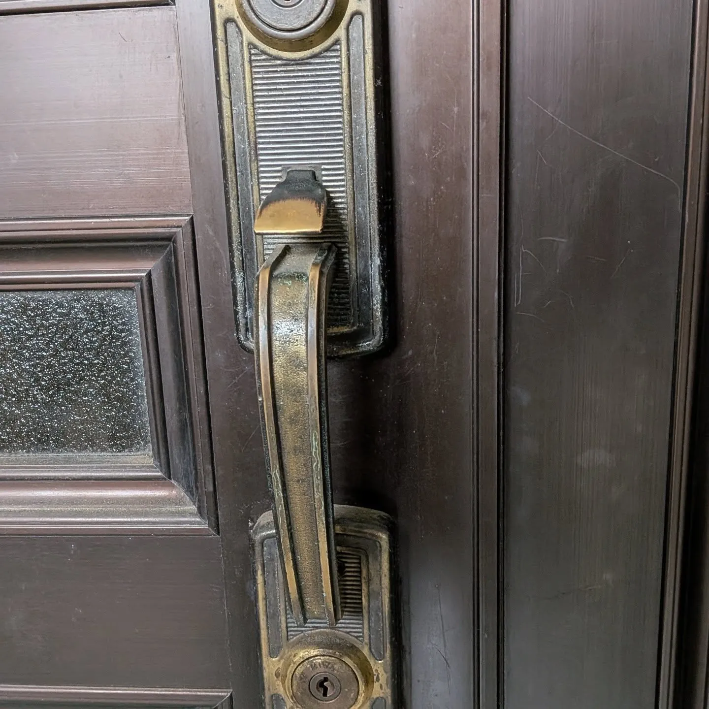 お家の顔ともいえる玄関🚪、少しの工夫で一気にモダンで安全な空...