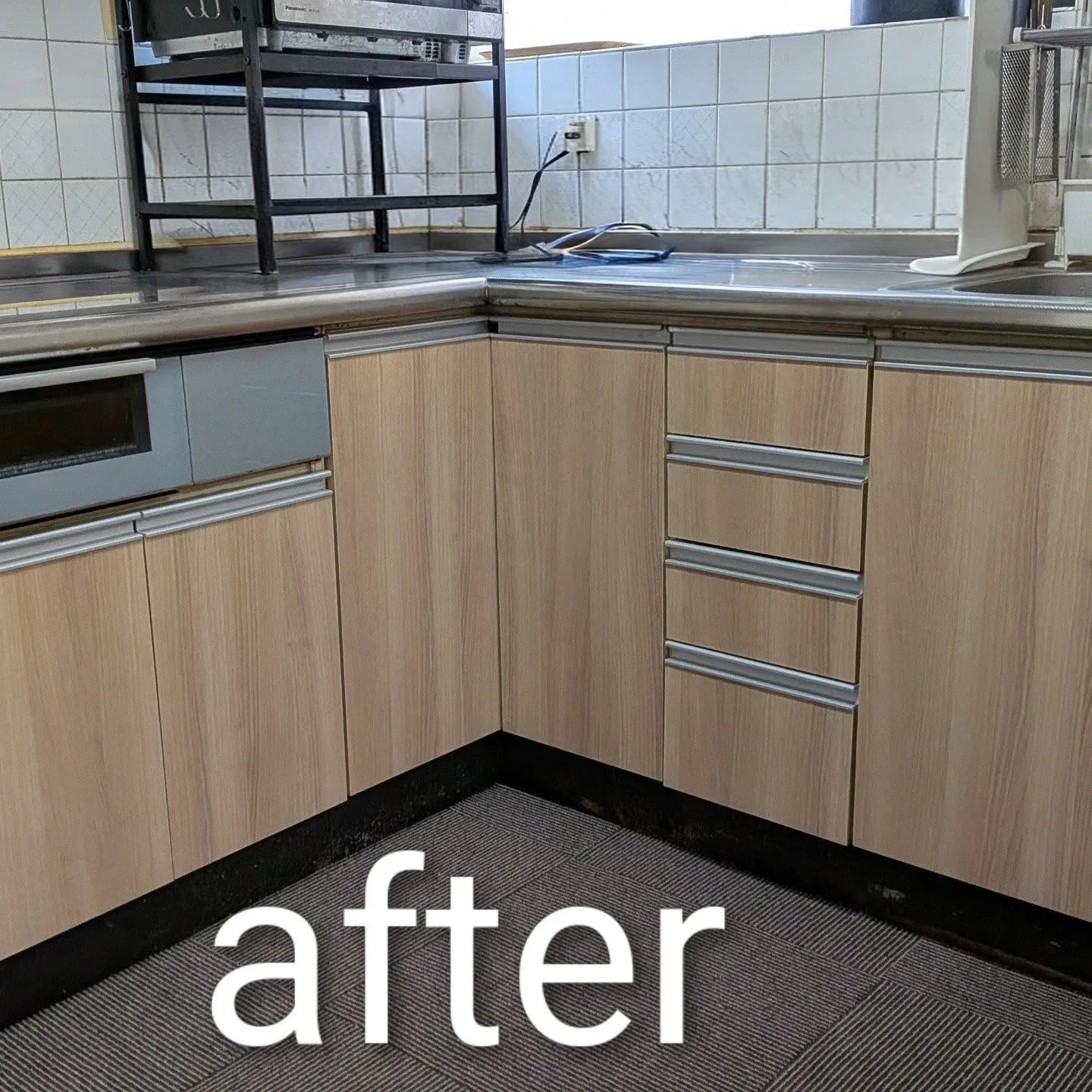 古いシステムキッチン、捨てるのはもったいない！🚫✨ 交換じゃ...